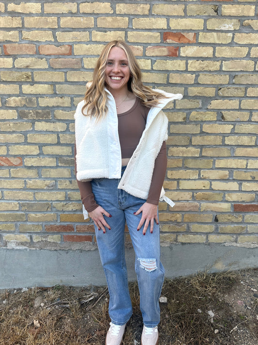 Quilted Collar Boxy Sherpa Vest